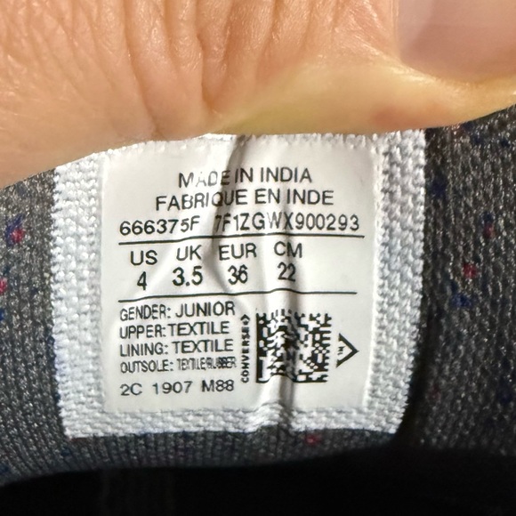 Converse - Picture 5 of 5